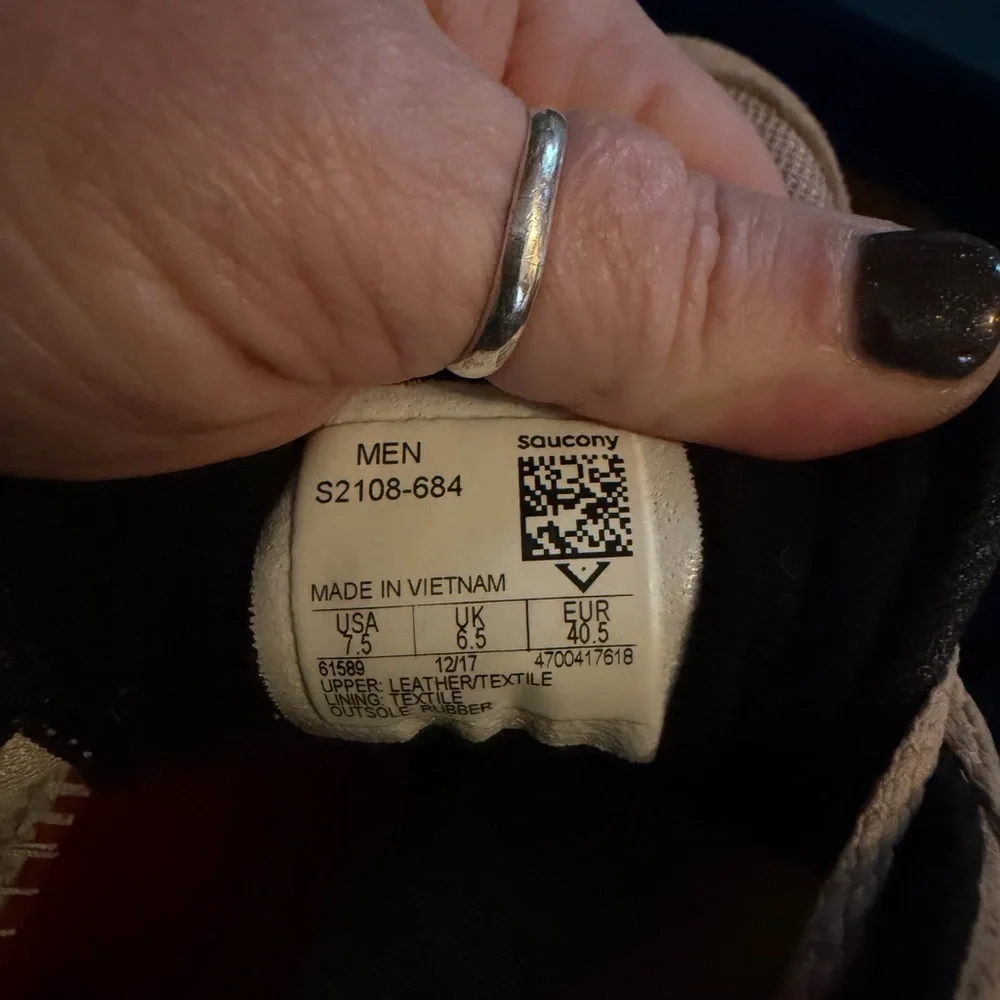 ❤️Day Special Saucony Shadow Sneakers Tan & White size 7.5 - Picture 8 of 8